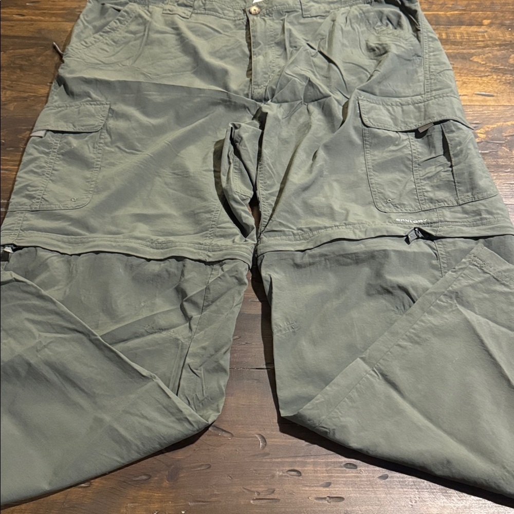 Columbia Titanium Men's Olive Cargo Convertible Pants-Size XXL, Inseam 32 - Picture 10 of 12